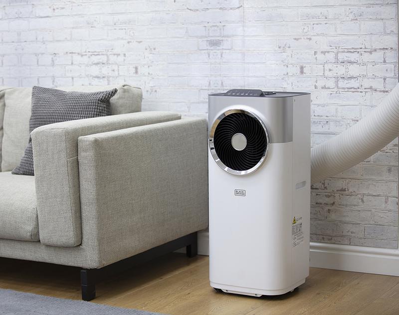 Black & Decker BXAC40008GB 12000 BTU Portable 3-in-1 Air Conditioner, Dehumidifier & Cooling Fan, White