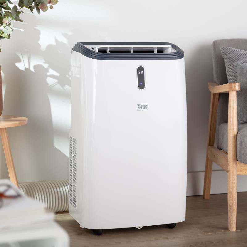 Black & Decker BXAC40018GB 16000 BTU Smart Wi-Fi 3 in 1 Air Conditioner, Dehumidifier & Cooling Fan