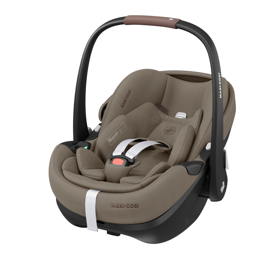 Maxi-Cosi Pebble 360 Pro 2 Car Seat + Familyfix 360 Pro Isofix Base - Twillic Truffle