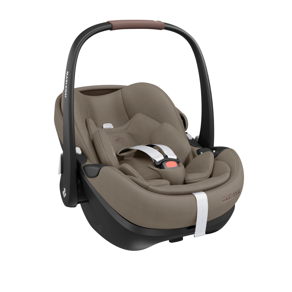 Maxi-Cosi Pebble 360 Pro 2 Car Seat + Familyfix 360 Pro Isofix Base - Twillic Truffle